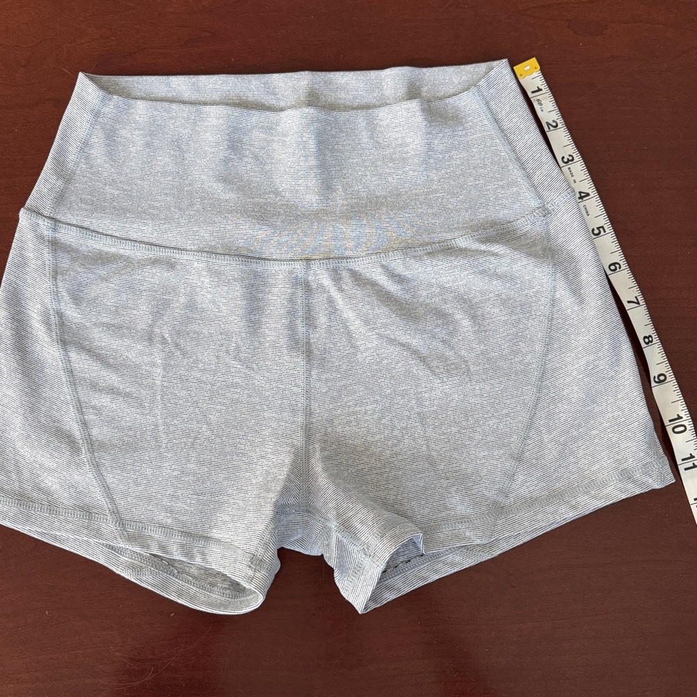 Born Primitive High Waist Swift Run Booty Light Gray Athletic Shorts Size L - Picture 3 of 11